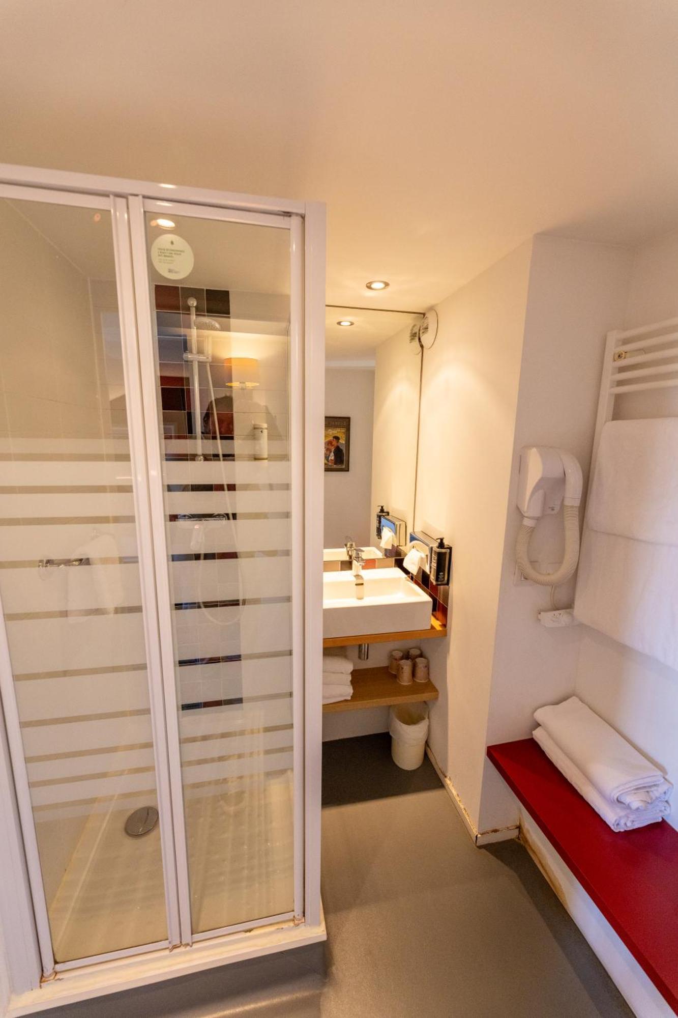 Hotel Donibane Saint-Jean-de-Luz Buitenkant foto